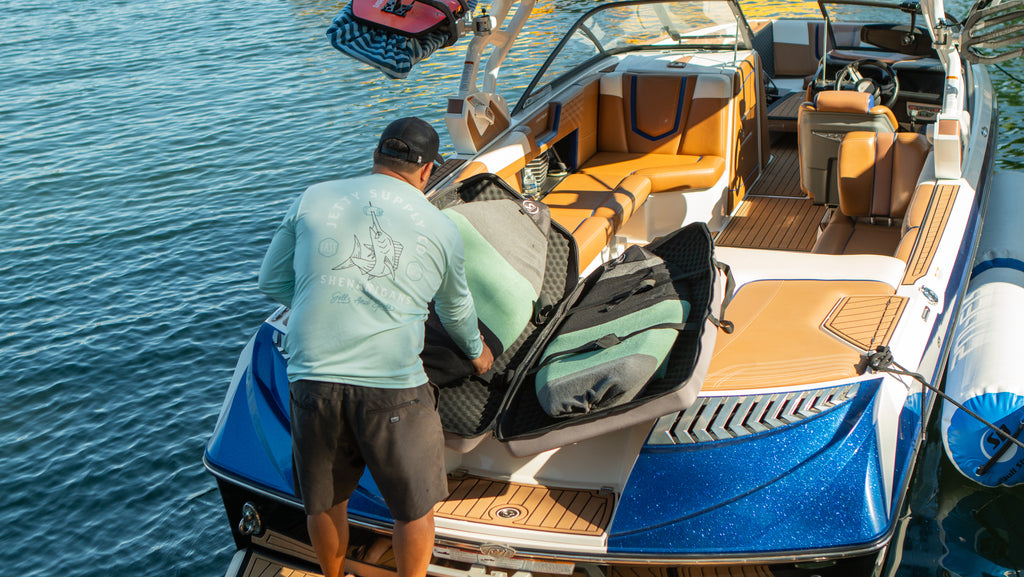 Hardshell Wakesurf Board Case image 1