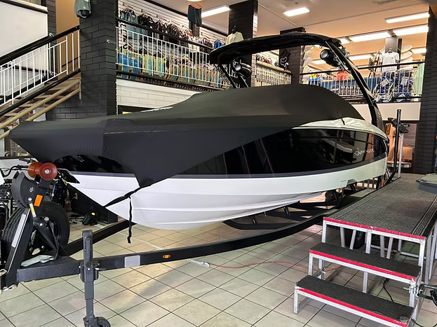 Soft Shell Wake Boat Cover