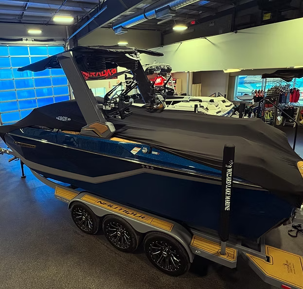 Soft Shell Wake Boat Cover